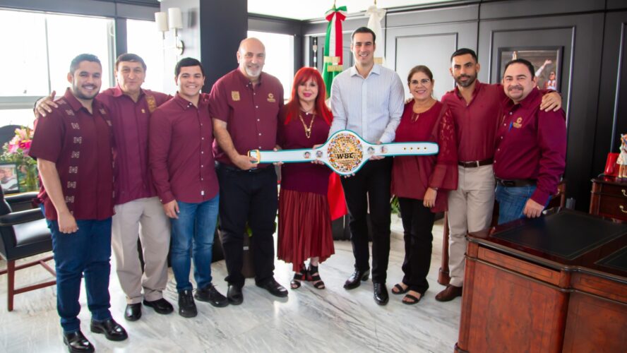 Campeche presente en la clase nacional de box y firma del cinturón de la paz