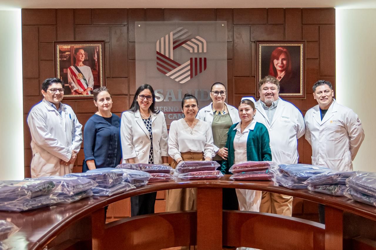 Donación de 400 pijamas quirúrgicas para fortalecer el IMSS bienestar en Campeche