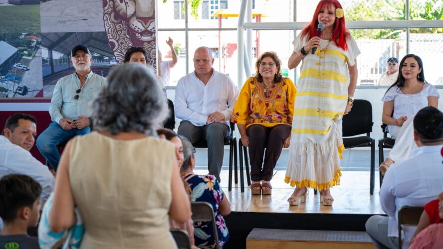 Inauguración de techumbre y malla perimetral en cancha de Champotón