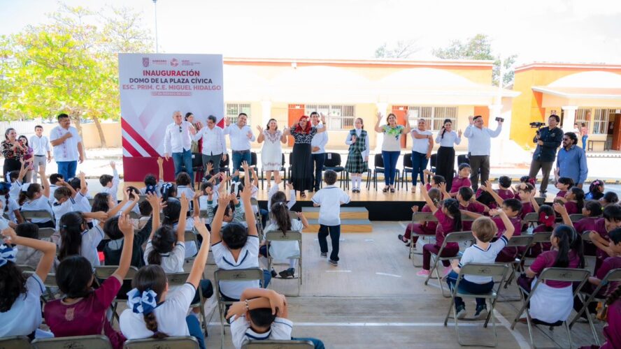 Inauguración de techado en la escuela primaria Miguel Hidalgo