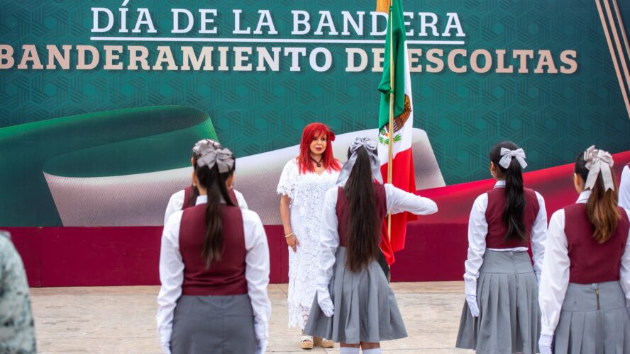 Ceremonia conmemorativa del Día de la Bandera