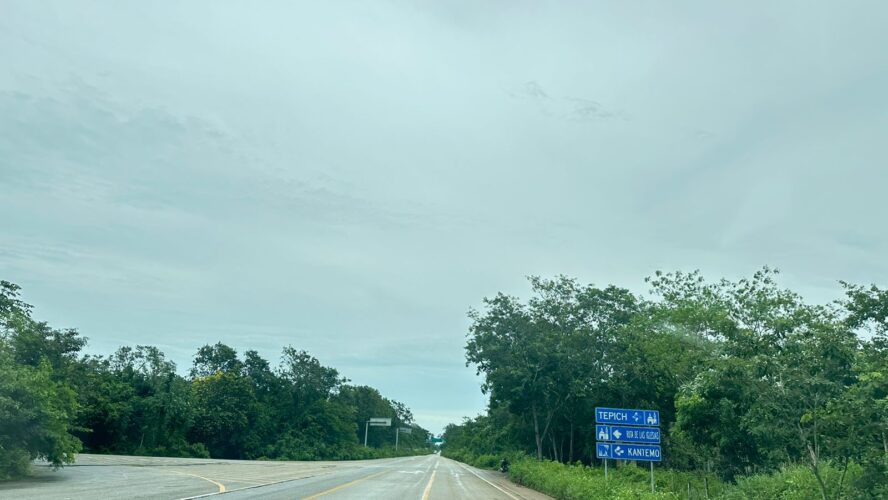 Layda Sansores exige reparación de carreteras en Campeche