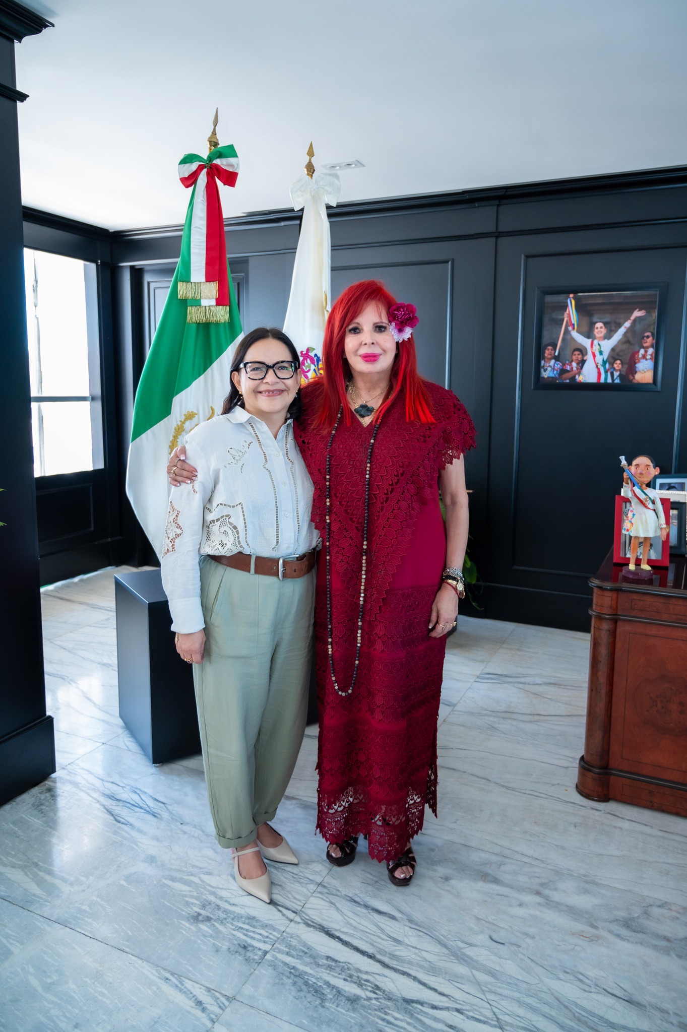 Reunión con la directora general de CFE Nacional, Emilia Calleja Alor