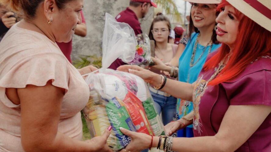 Qué bonito fue encontrarnos con mujeres tan amorosas durante nuestro recorrido, junto a mi hermanita Laura Sansores