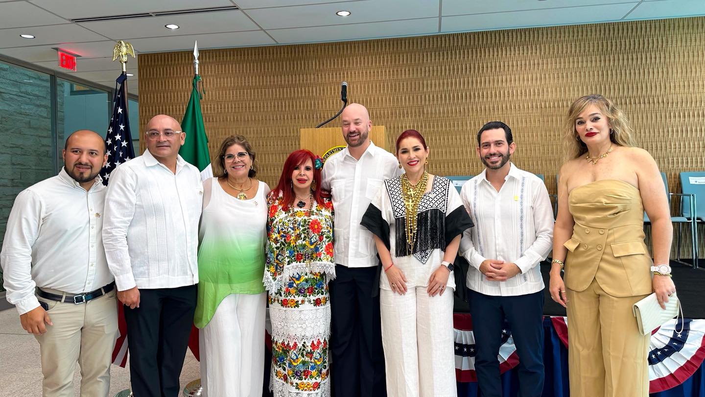 Un honor participar en la celebración del 249º aniversario de la independencia de Estados Unidos en Mérida