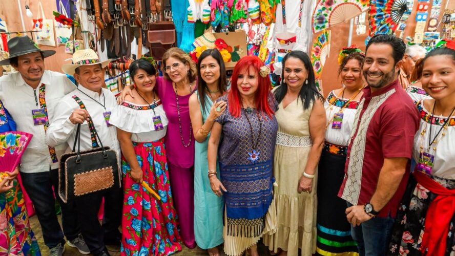 Qué impresionante la Expo Nacional e Internacional Turística Artesanal en el Centro de Convenciones y Exposiciones Carmen XXI, de la Feria del Carmen
