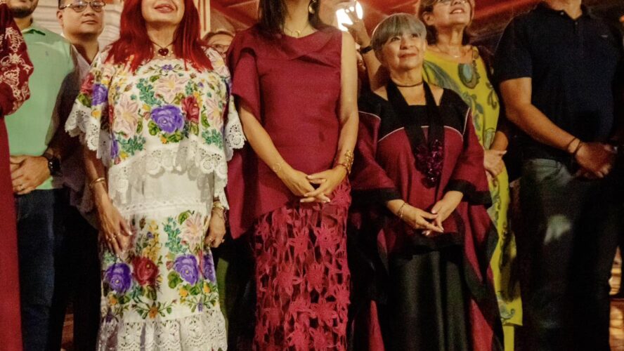 Anoche, la Santa Iglesia Catedral de Nuestra Señora de la Inmaculada Concepción volvió a brillar con historia y orgullo