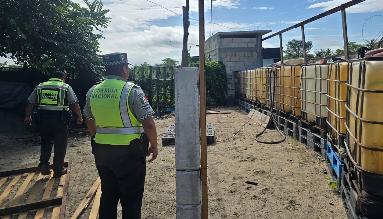 Personal de la Guardia Nacional detectó y aseguró un carro cisterna con aproximadamente 18,000 litros de combustible ilegal