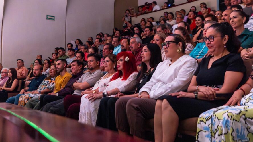 Hoy asistí a “La Alacena”, un monólogo escénico en homenaje a la gran pintora mexicana María Izquierdo