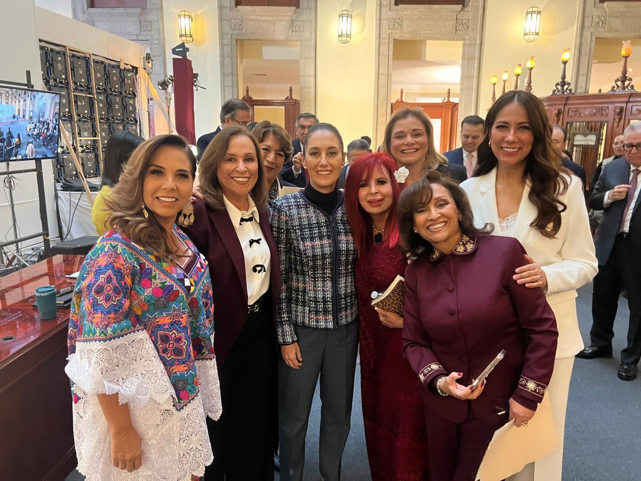 Con nuestra querida PresidentA Claudia Sheinbaum Pardo y mis compañeras gobernadoras, participé en la Sesión Ordinaria del Consejo Nacional de Seguridad Pública