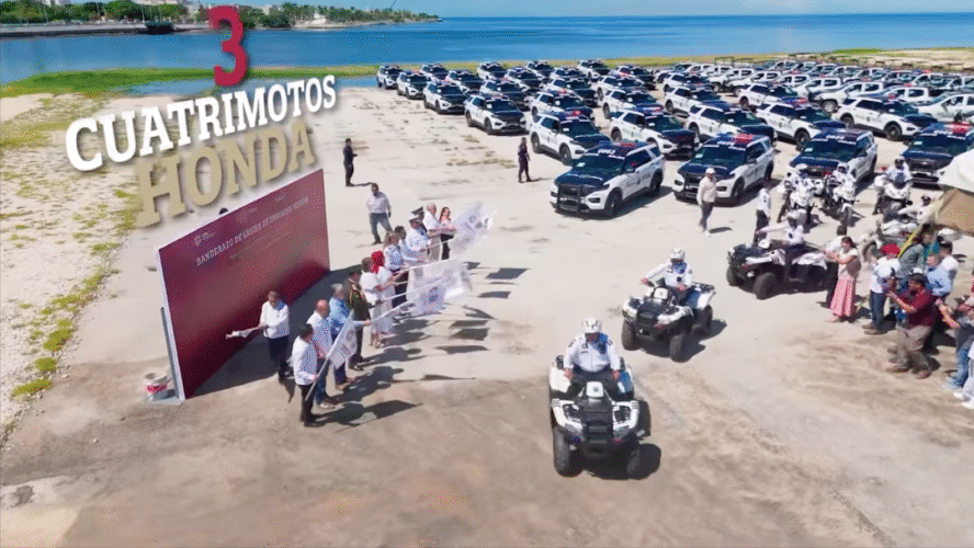 Queremos que las familias vivan tranquilas y en paz, por ello entregamos nuevas patrullas, motocicletas y cuatrimotos para seguir cuidándolos