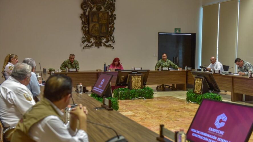 Hoy, en la sesión de la Mesa para la Construcción de la Paz y la Seguridad, la Policía de Campeche informó que, gracias al trabajo coordinado de seguridad con estados vecinos, se ubicó a Miguel J.C., de 19 años