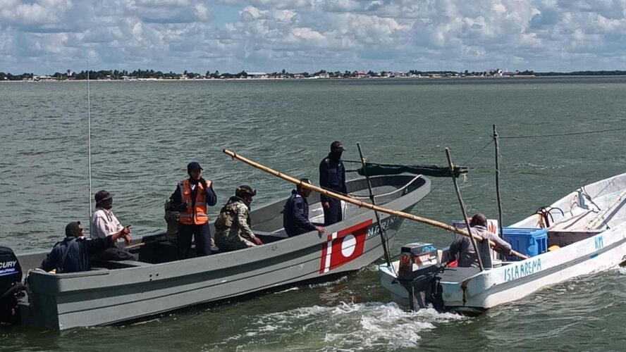 Agradezco a la Comandancia y al personal de la Séptima Zona Naval por el apoyo que brindan a la zona costera de Calkiní