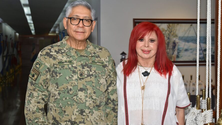 Sostuve una importante reunión con el almirante Raymundo Pedro Morales Ángeles
