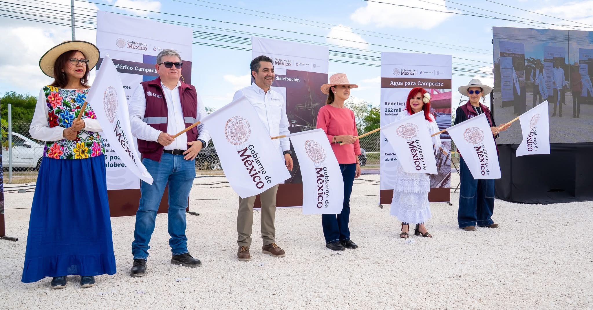 Junto a la PresidentA Claudia Sheinbaum Pardo dimos el banderazo de inicio del proyecto Agua para Campeche