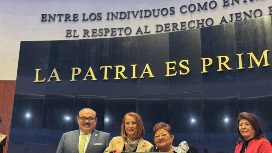 Hoy nuestra querida Ernestina Godoy asume la titularidad de la Fiscalía General de la República