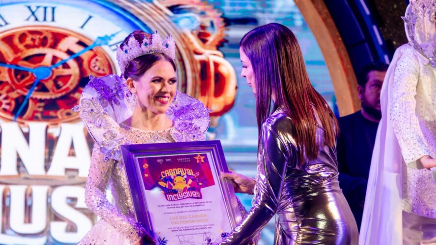 Coronación Reyes del DIF Estatal y presentación de Polymarchs