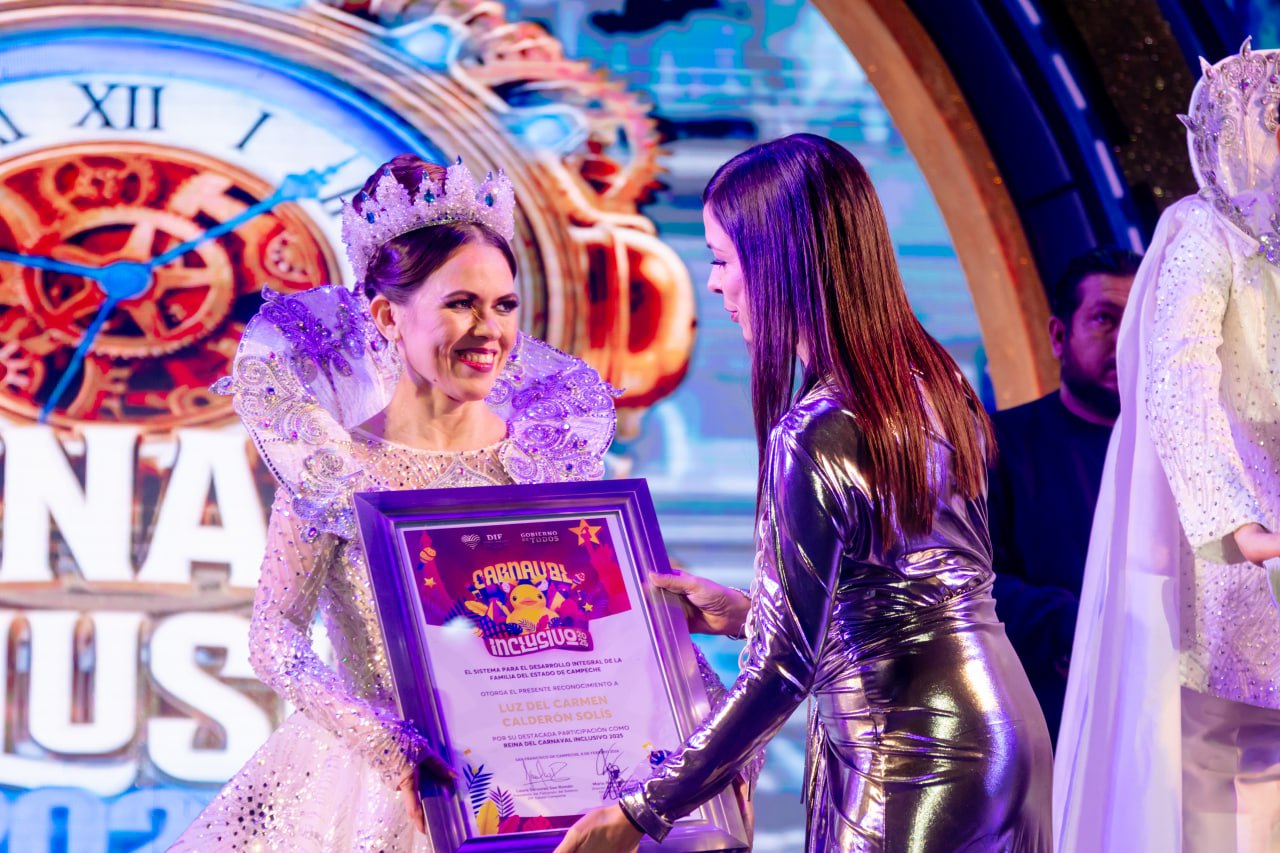 Coronación Reyes del DIF Estatal y presentación de Polymarchs