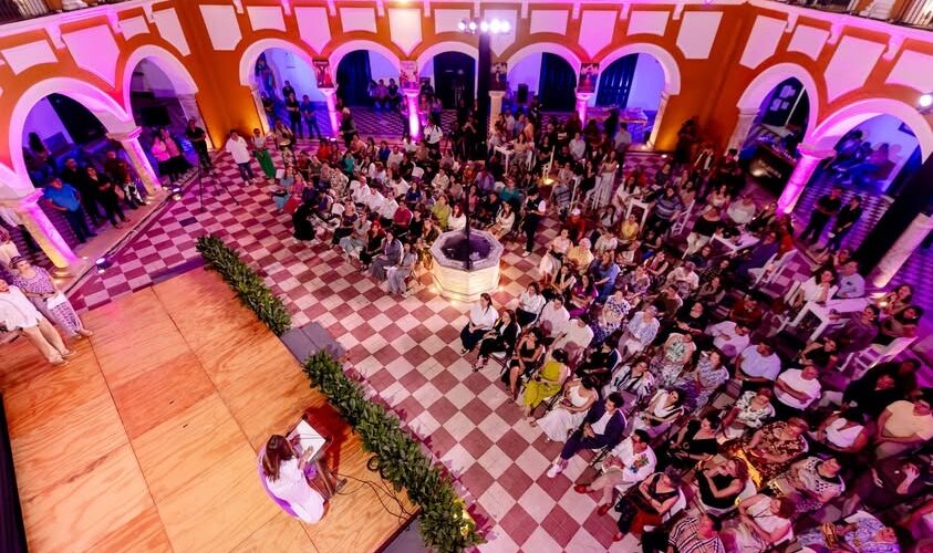 Reconocimiento “Mujeres que Inspiran y Dejan Huella”