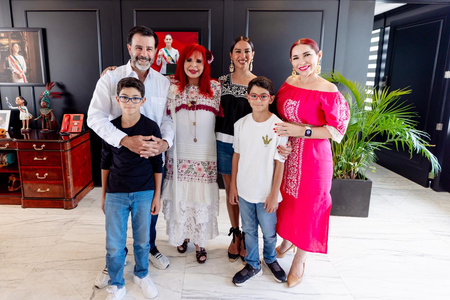 Con mucho cariño recibimos a Biby Gaytán y Eduardo Capetillo
