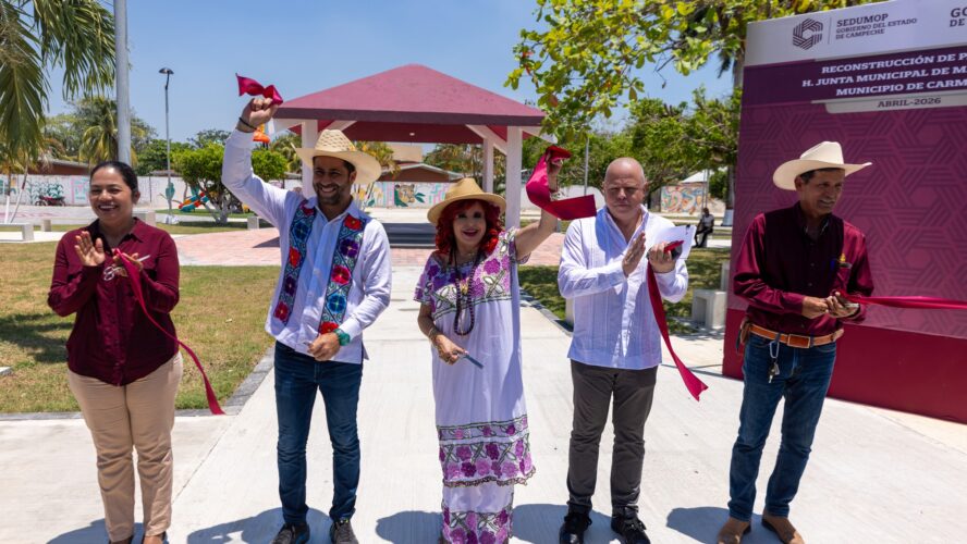 Reconstruimos el parque de la Junta Municipal de Mamantel con una inversión de más de 5.1 mdp