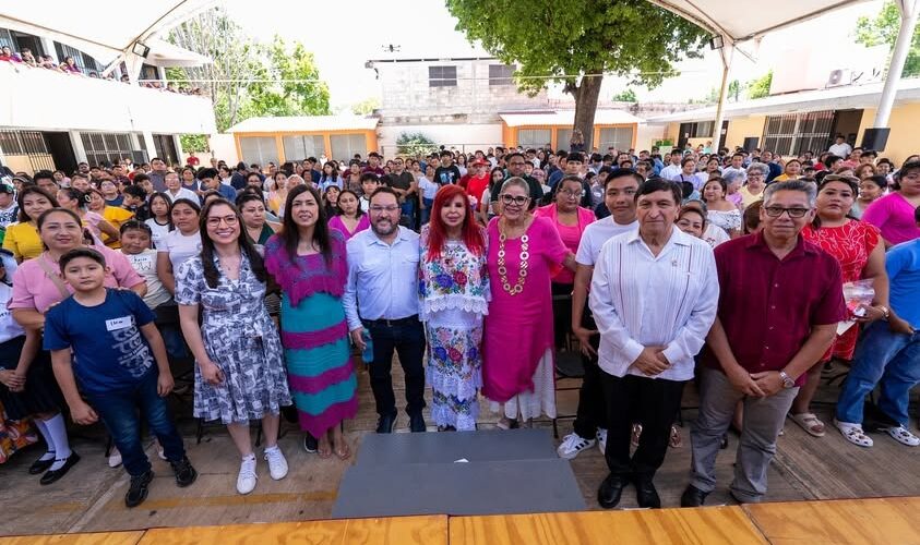 Intensa gira en Calkiní donde entregamos acciones y obras