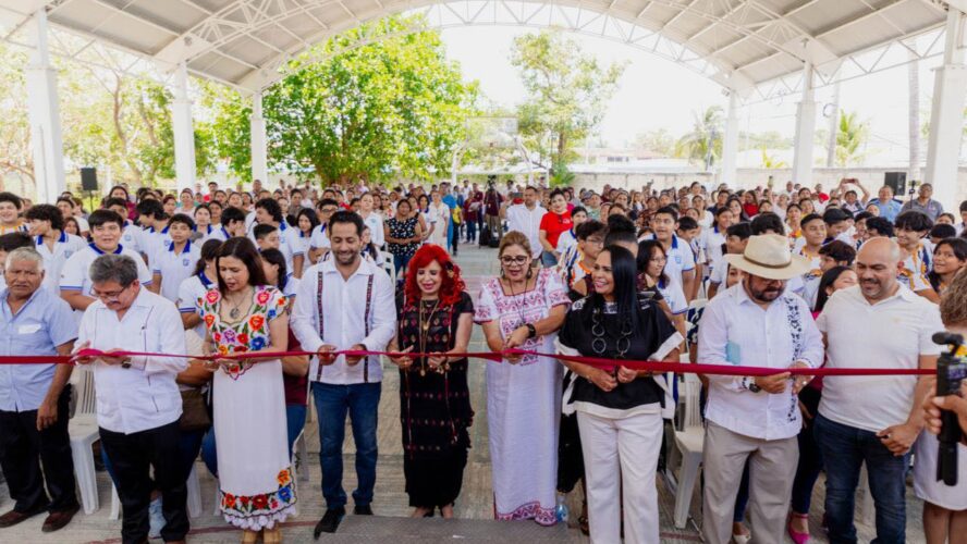 Inauguramos la cancha techada de la Escuela Secundaria General No. 17, en Carmen