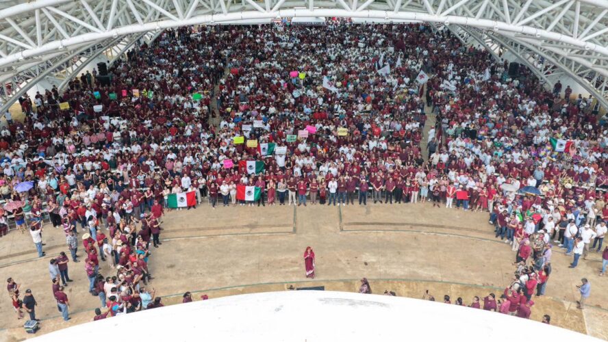 En Campeche respaldamos y agradecemos a nuestra querida PresidentA Claudia Sheinbaum Pardo!