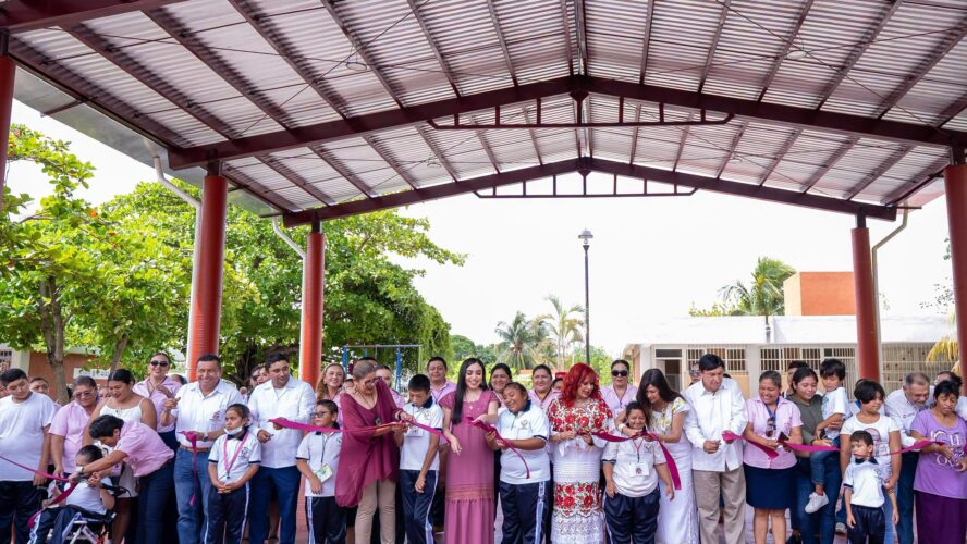 Inauguramos la nueva cancha techada del Centro de Atención Múltiple No. 8 y visitamos su Espacio de Alimentación, Encuentro y Desarrollo Comunitario